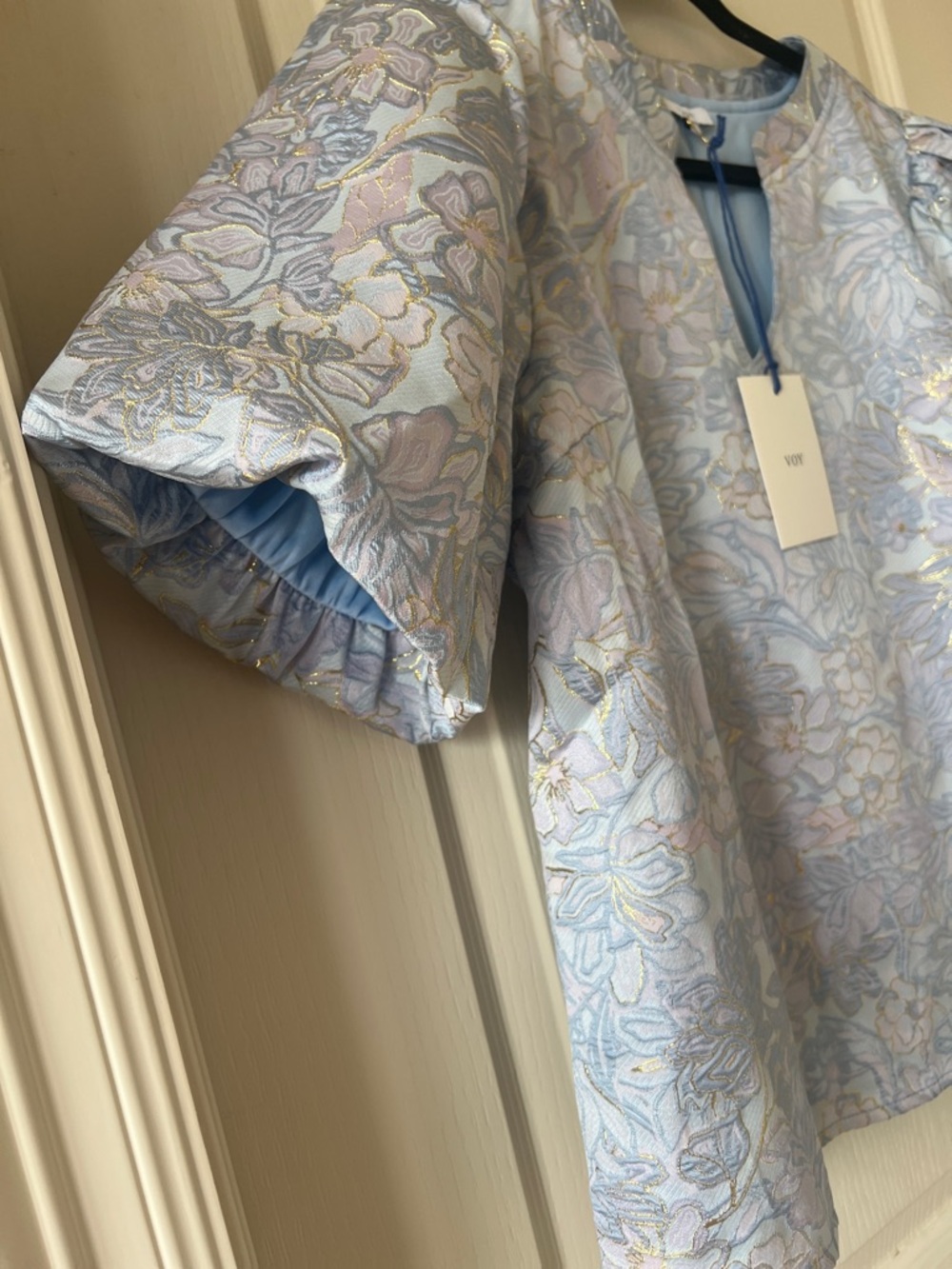 VOY Pastel Blue Floral Puff-Sleeve Blouse - Picture 4 of 11